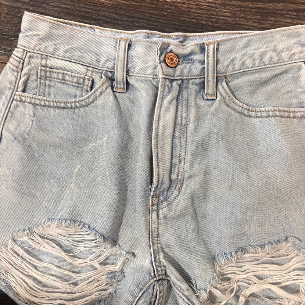 Boyfriend shorts - Picture 2 of 6